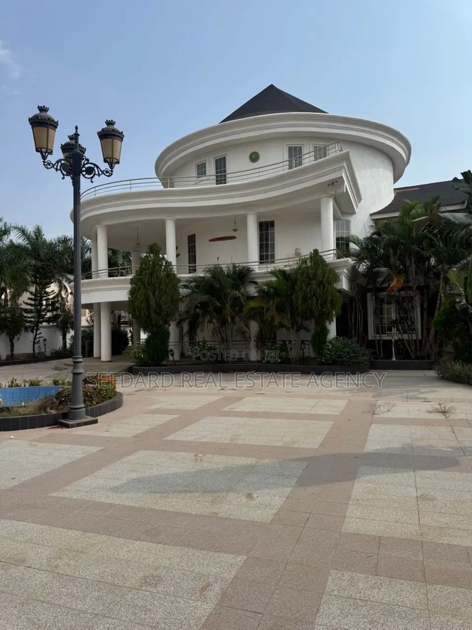12bdrm Mansion in Sefdard Properties, East Legon for sale in East Legon