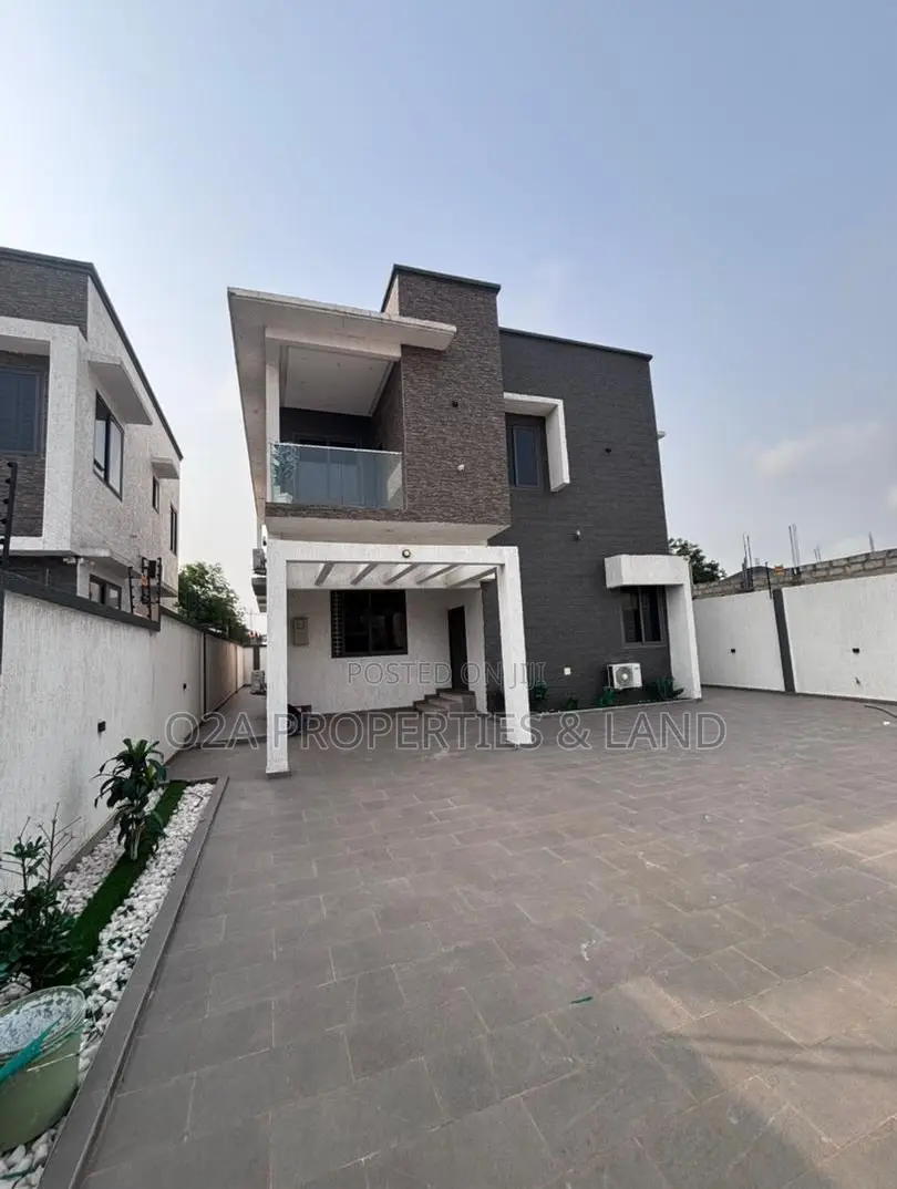 4bdrm House in Ogbojo, New Legon for sale in New Legon