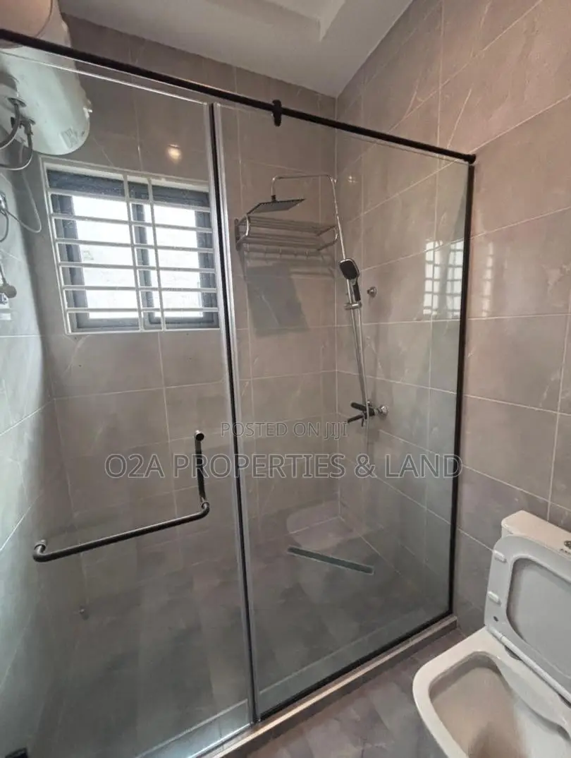 4bdrm House in Ogbojo, New Legon for rent in New Legon