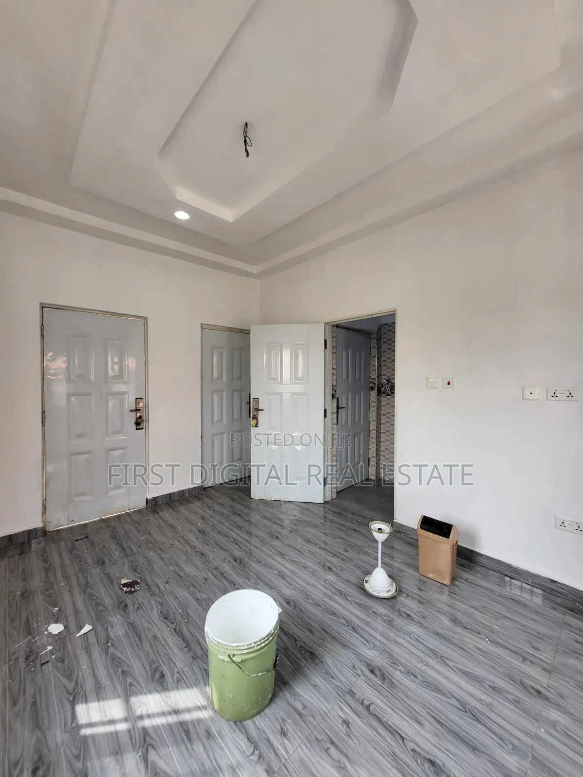 Chamber and Hall Self Contain for Rent at West Hills Mile 11 in West Hills Mall Area