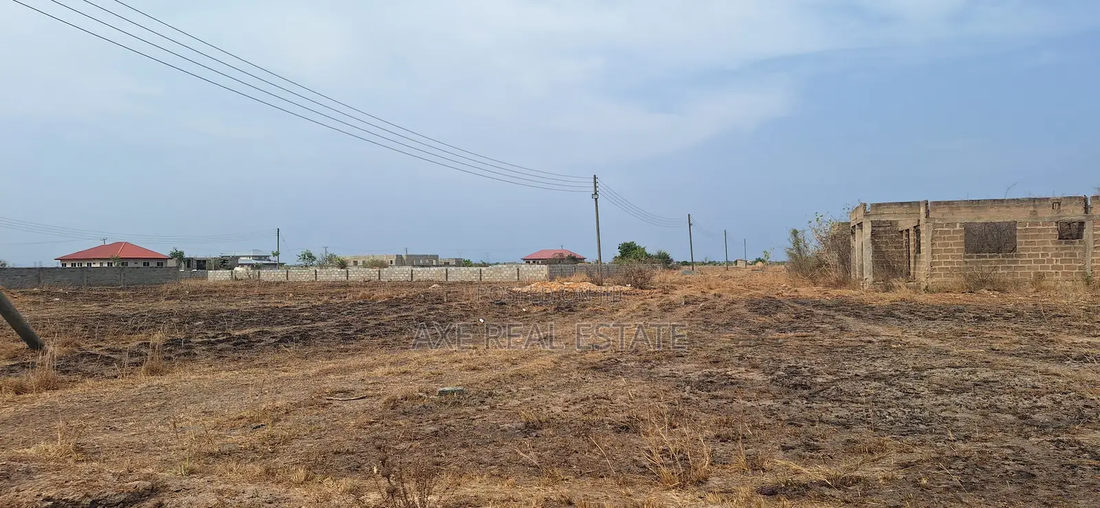 Minutes From the Airport Site in New Ningo