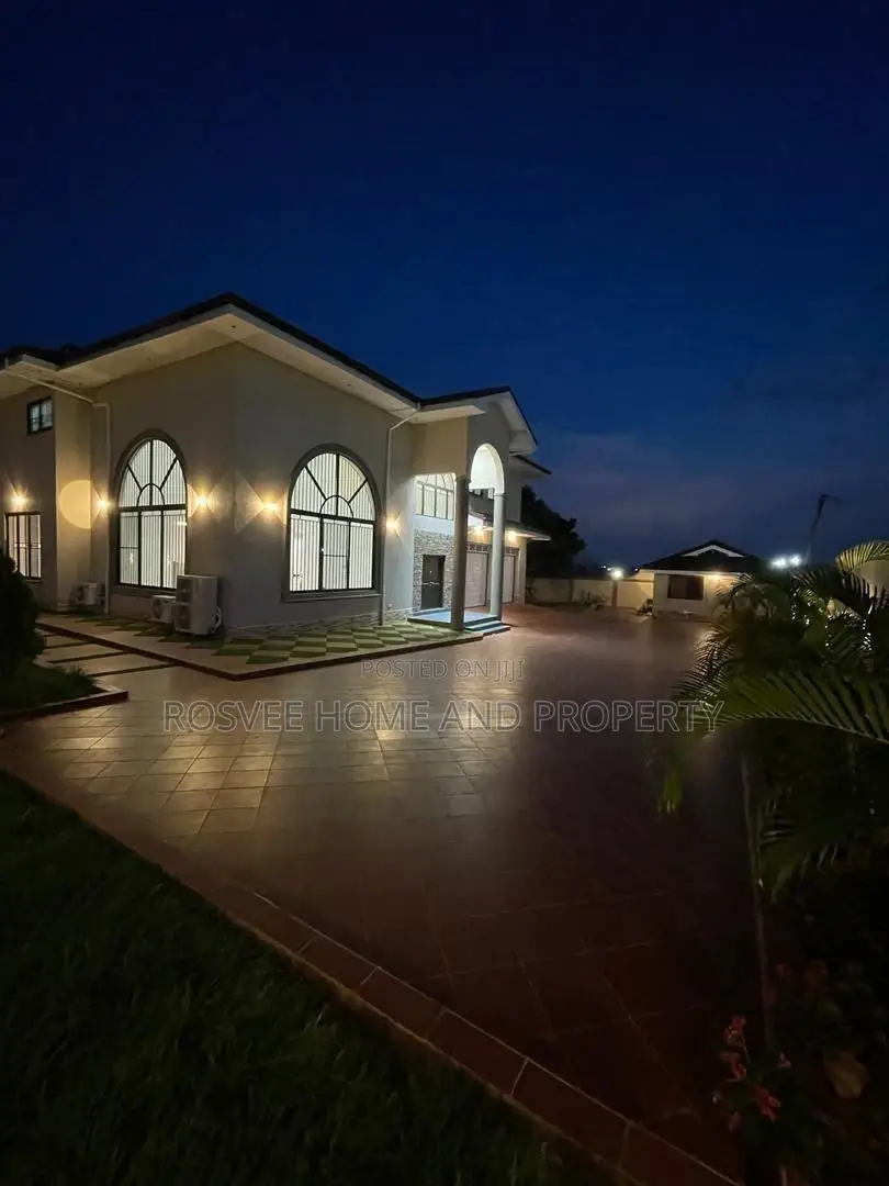 Furnished 5bdrm Mansion in Daban, Kumasi Metropolitan for sale in Kumasi Metropolitan