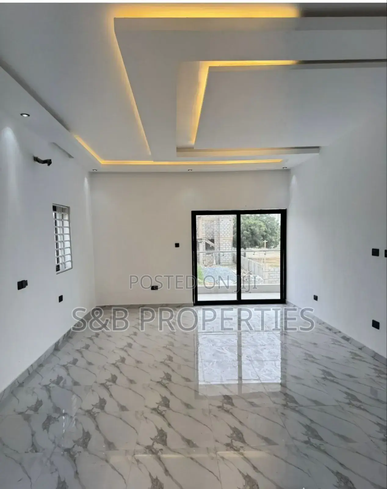 4bdrm House in Kwabenya for sale in Kwabenya