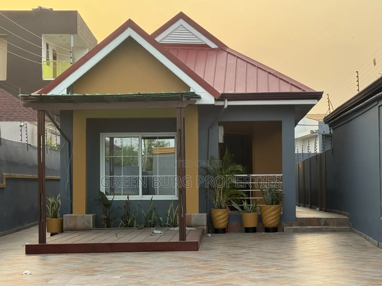2bdrm House in Green, East Legon for rent in East Legon