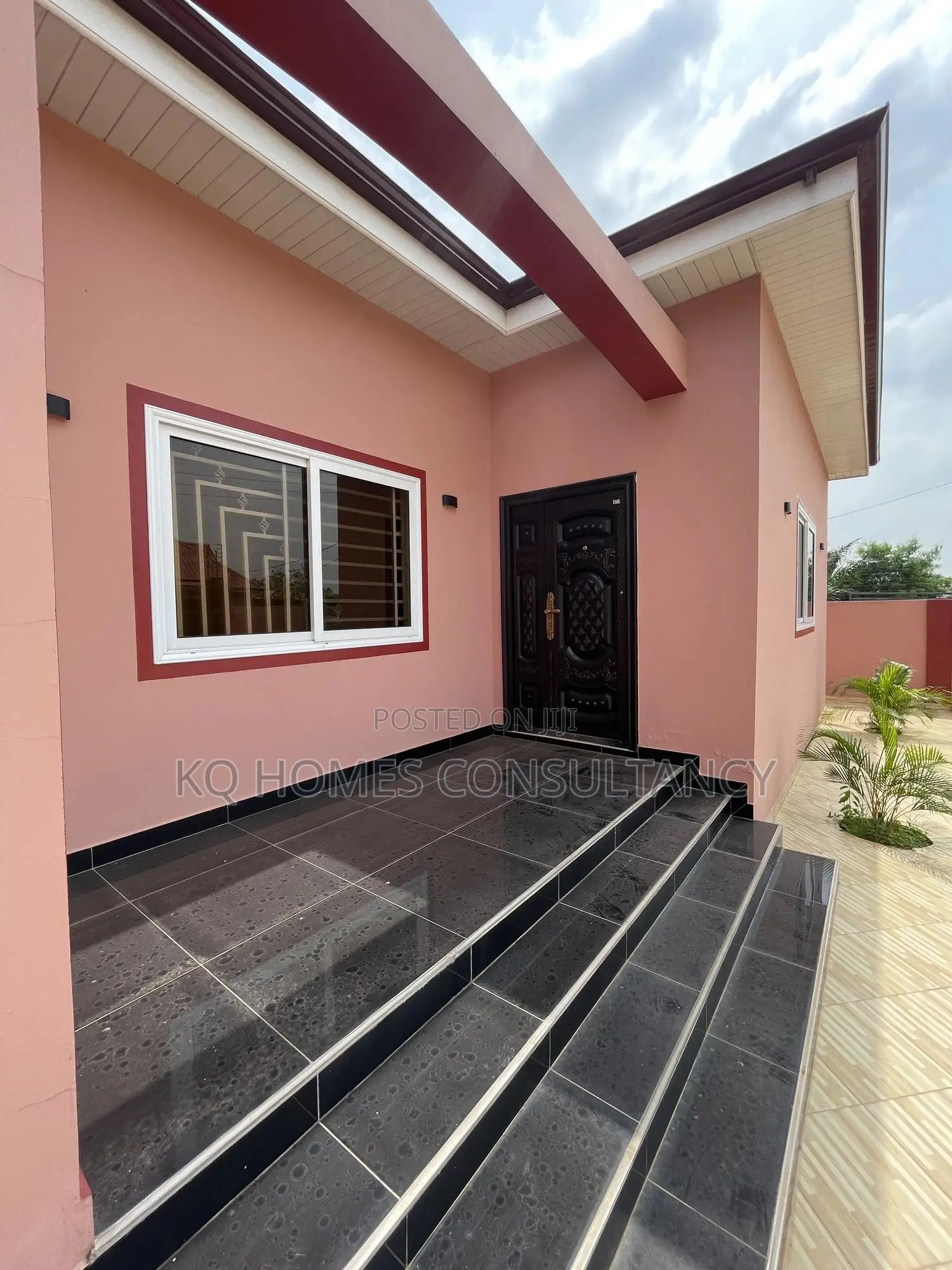 3bdrm House in Oyarifa Ghana Flag for sale in Oyarifa
