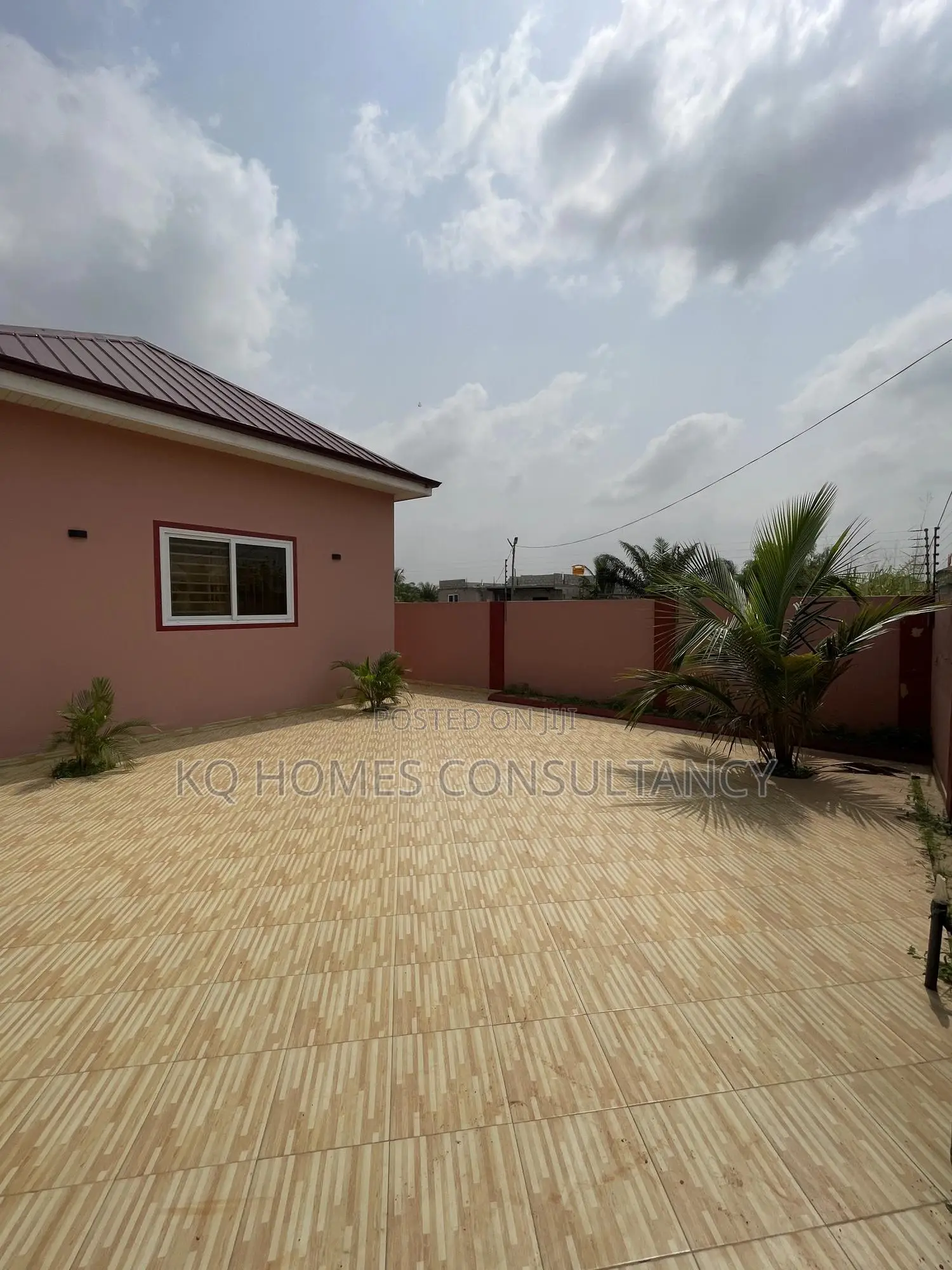 3bdrm House in Oyarifa Ghana Flag for sale in Oyarifa