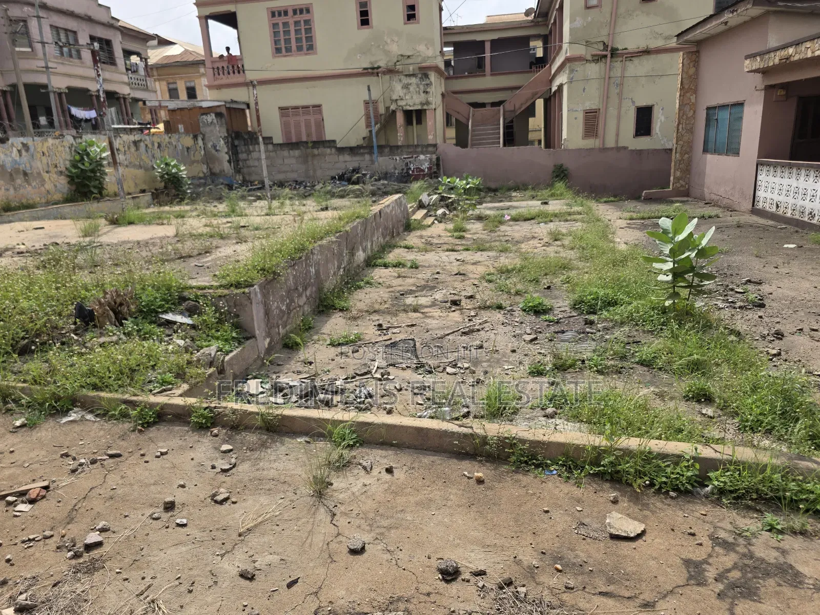 5bdrm House in Fredimens Real, Kumasi Metropolitan for sale in Kumasi Metropolitan