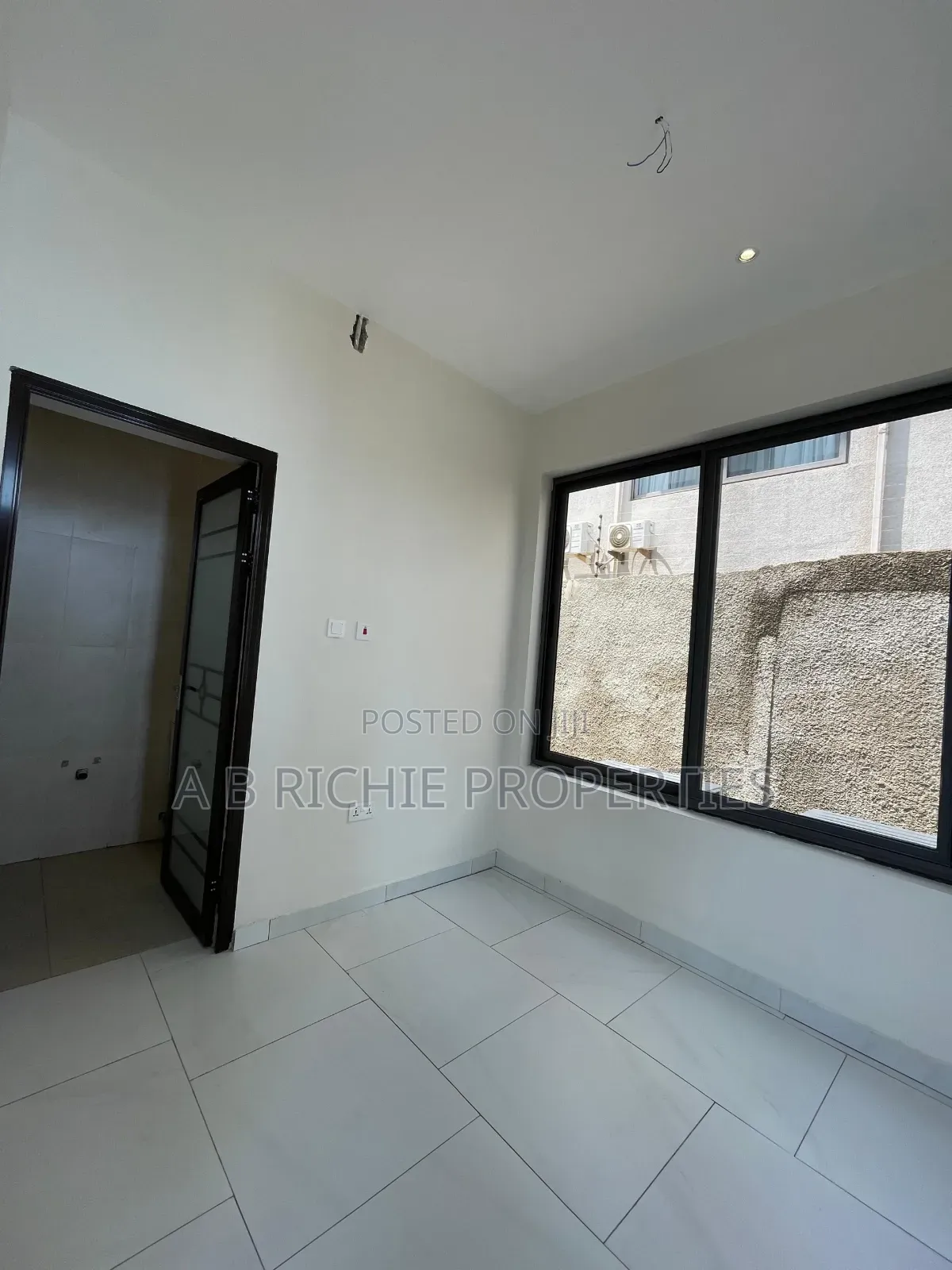 3bdrm Townhouse / Terrace in Ab Richie Properties, Abelemkpe for rent in Abelemkpe