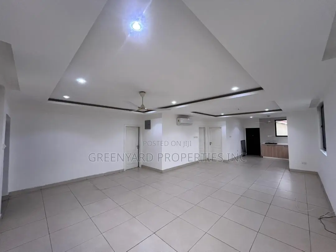 2bdrm Apartment in School Junction, Ashaley Botwe for rent in Ashaley Botwe