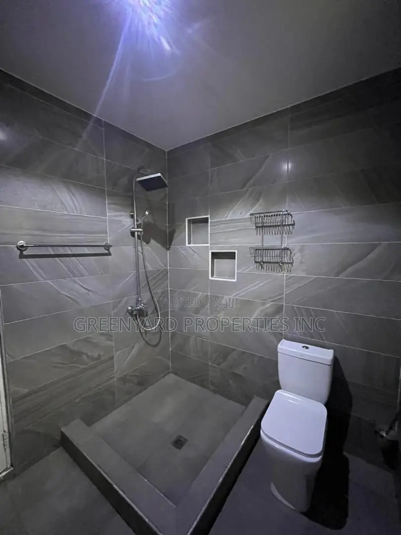 2bdrm Apartment in School Junction, Ashaley Botwe for rent in Ashaley Botwe