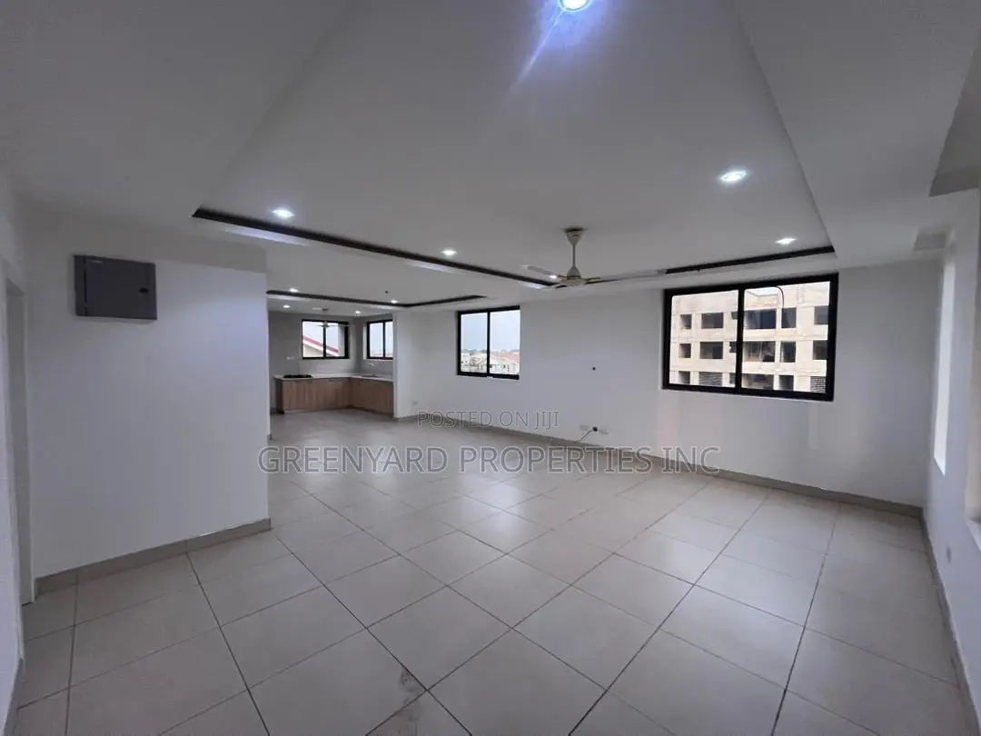 2bdrm Apartment in School Junction, Ashaley Botwe for rent in Ashaley Botwe