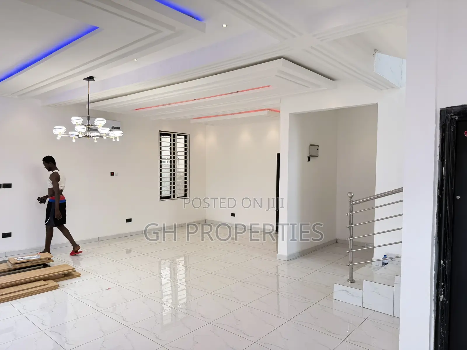 4bdrm Duplex in Santasi, Kumasi Metropolitan for sale in Kumasi Metropolitan