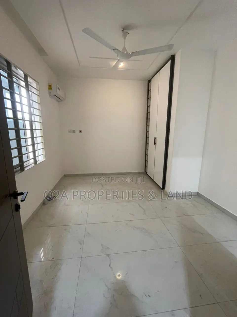 4bdrm House in Lakeside Estate for sale in Lake Side Estate