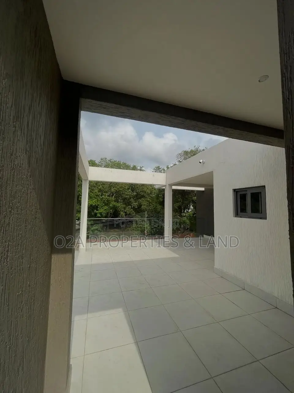4bdrm House in Cantomments, Acquinas for sale in Acquinas