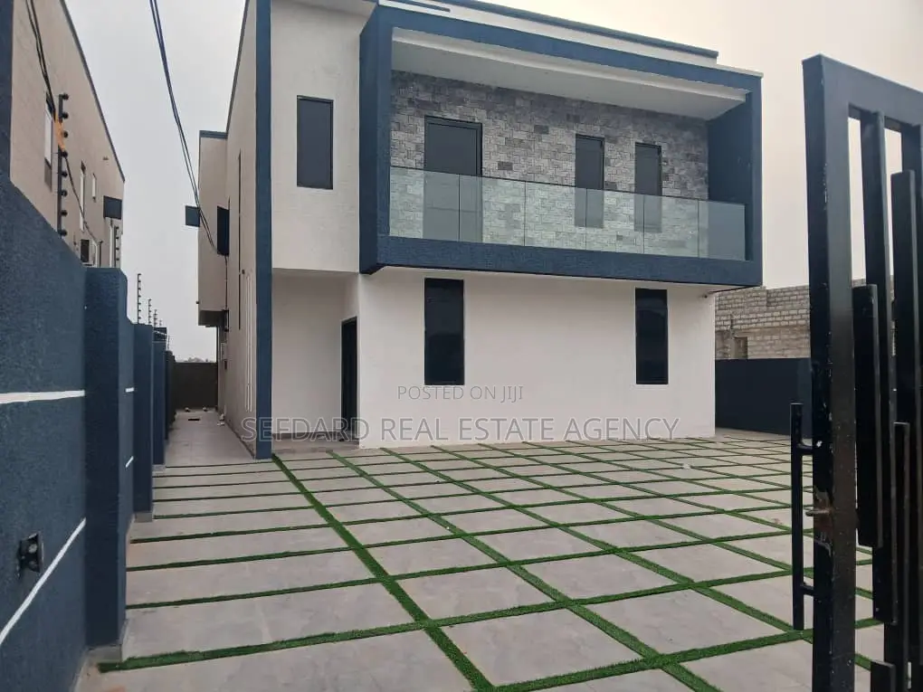 Furnished 4bdrm Duplex in East Legon for sale in East Legon