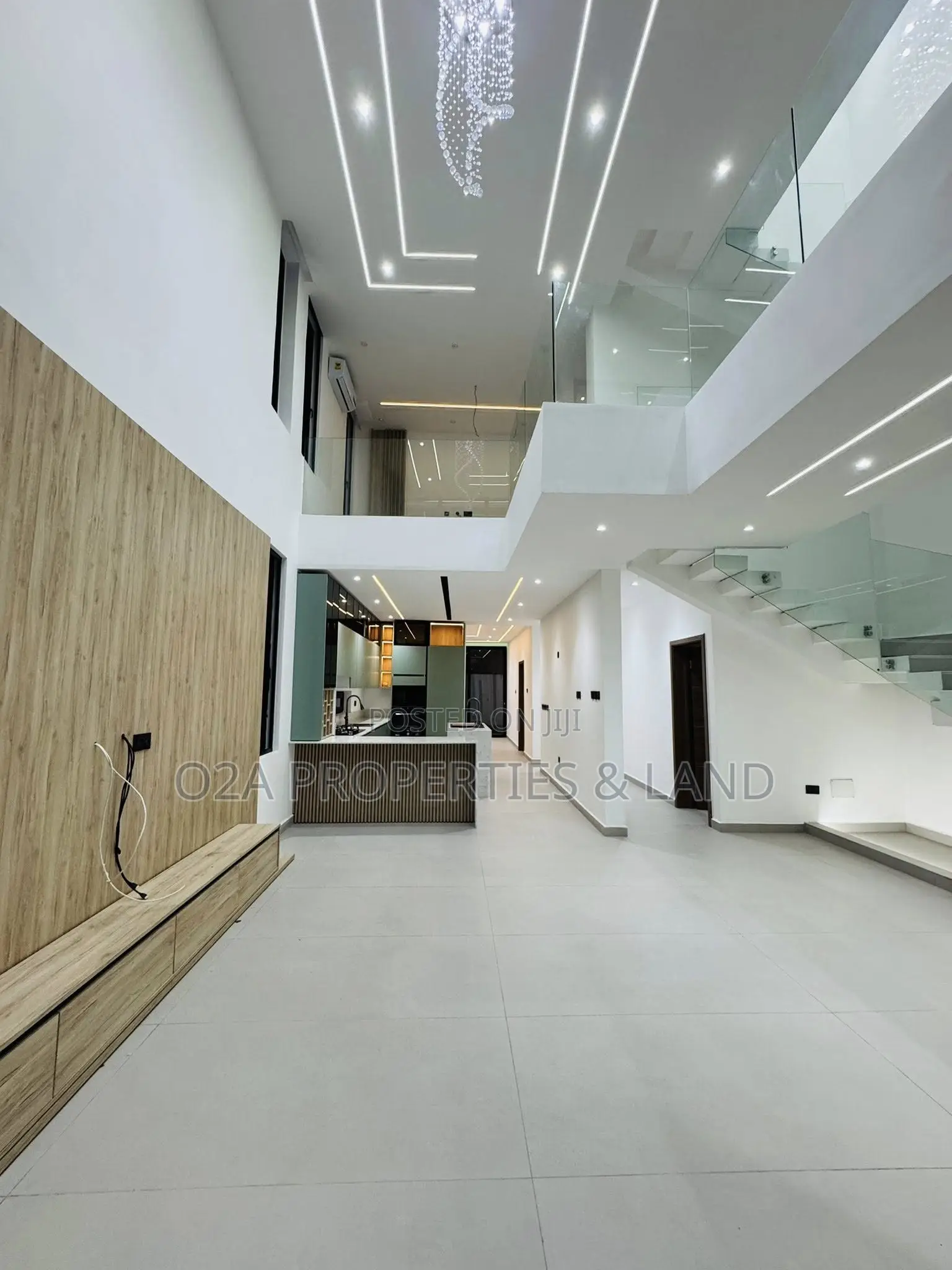 4bdrm Penthouse in Nanakrom, Nmai-Dzorn for sale in Nmai-Dzorn