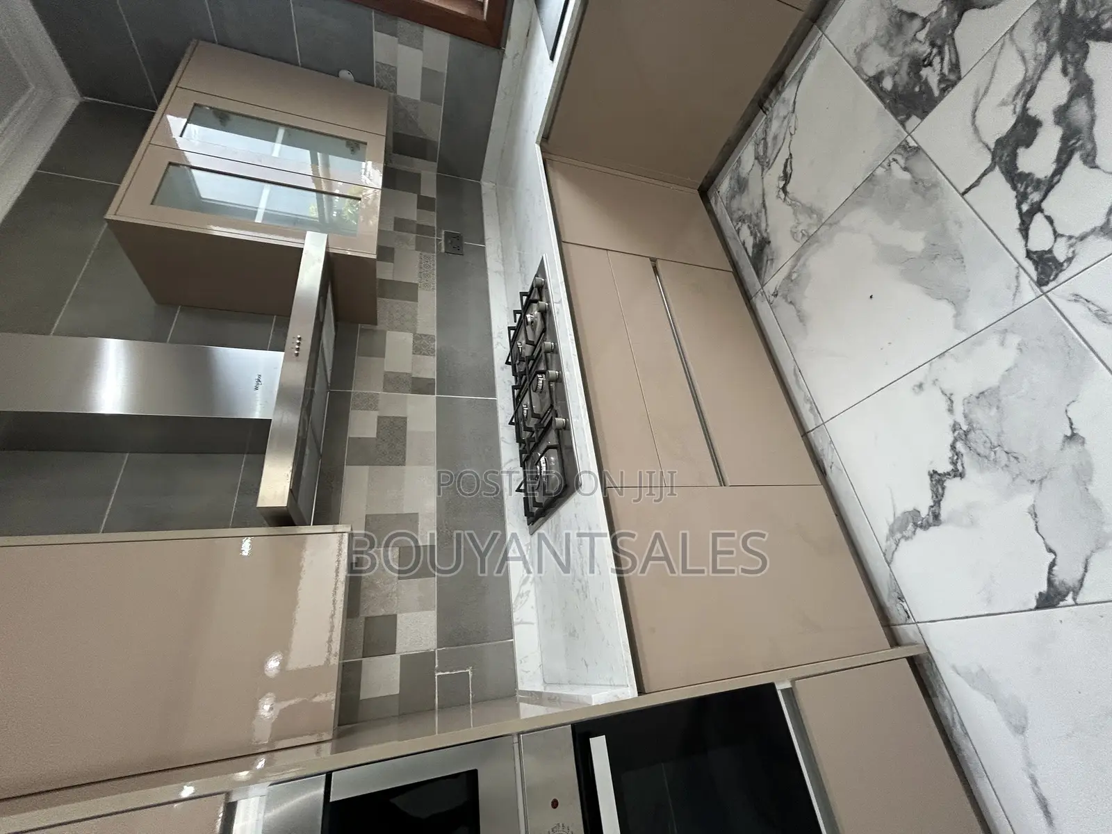 6bdrm House in East Legon for sale in East Legon
