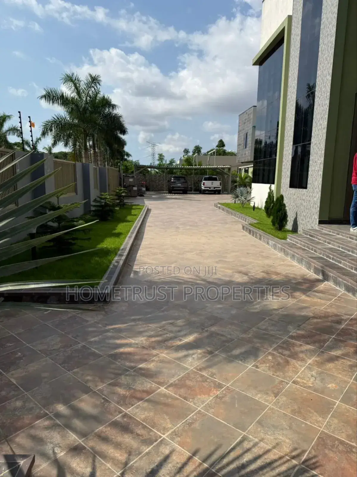 7bdrm Mansion in Hometrust Properties, Pillar 2 for sale in Pillar 2