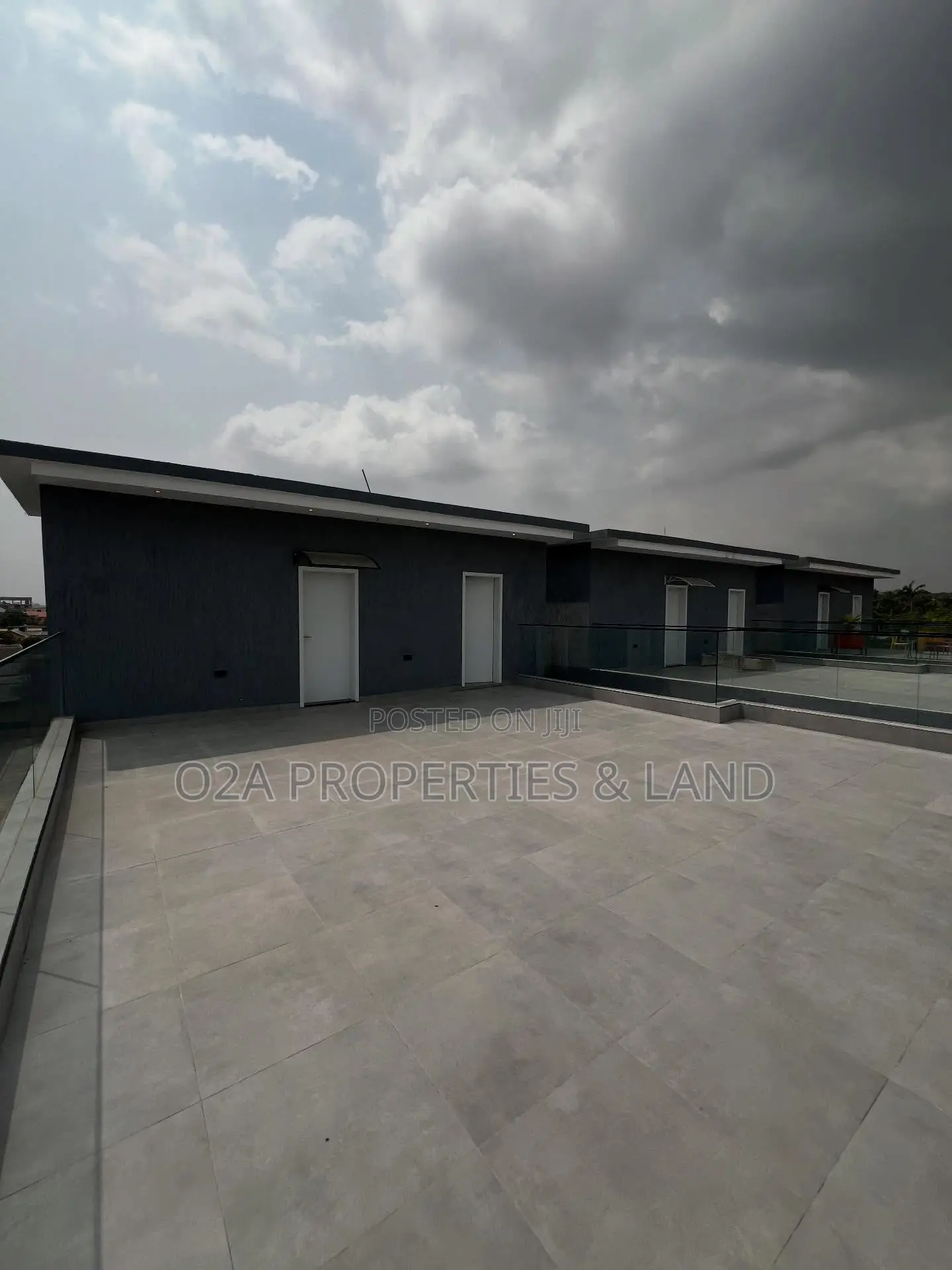 4bdrm Townhouse / Terrace in Dzorwulu for rent in Dzorwulu