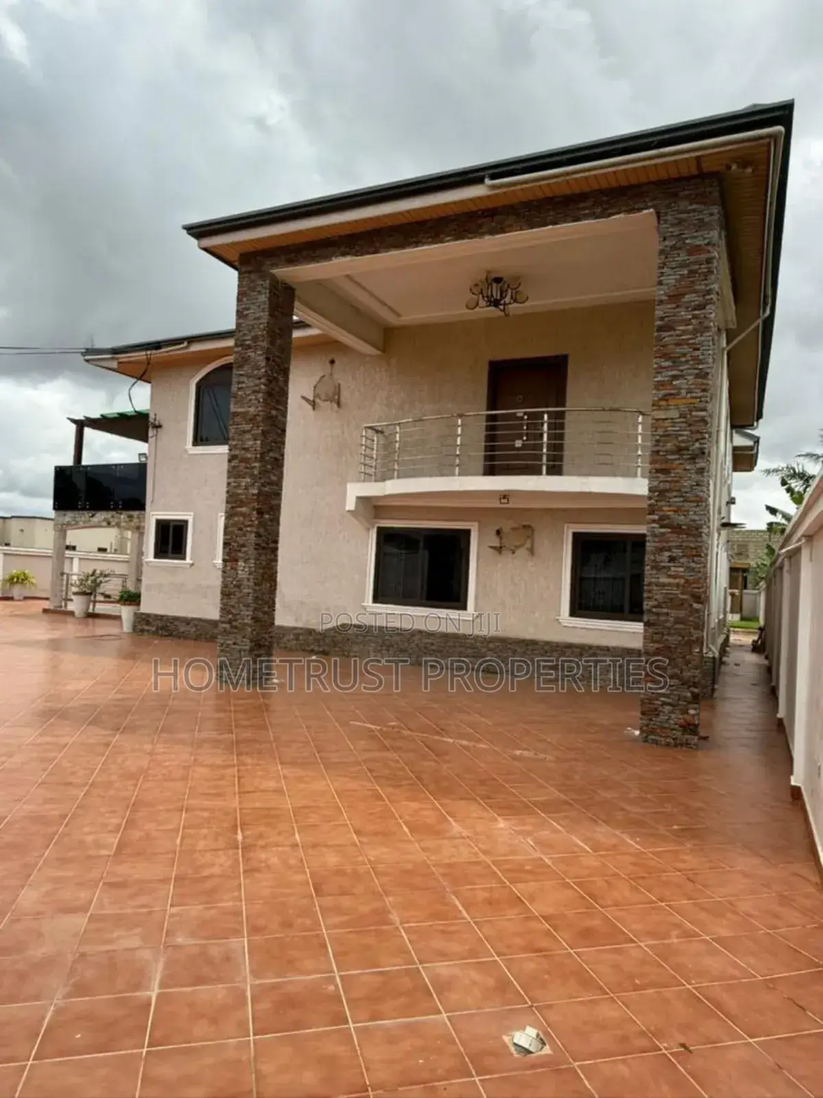 5bdrm House in Hometrust Properties, Amasaman for sale in Amasaman