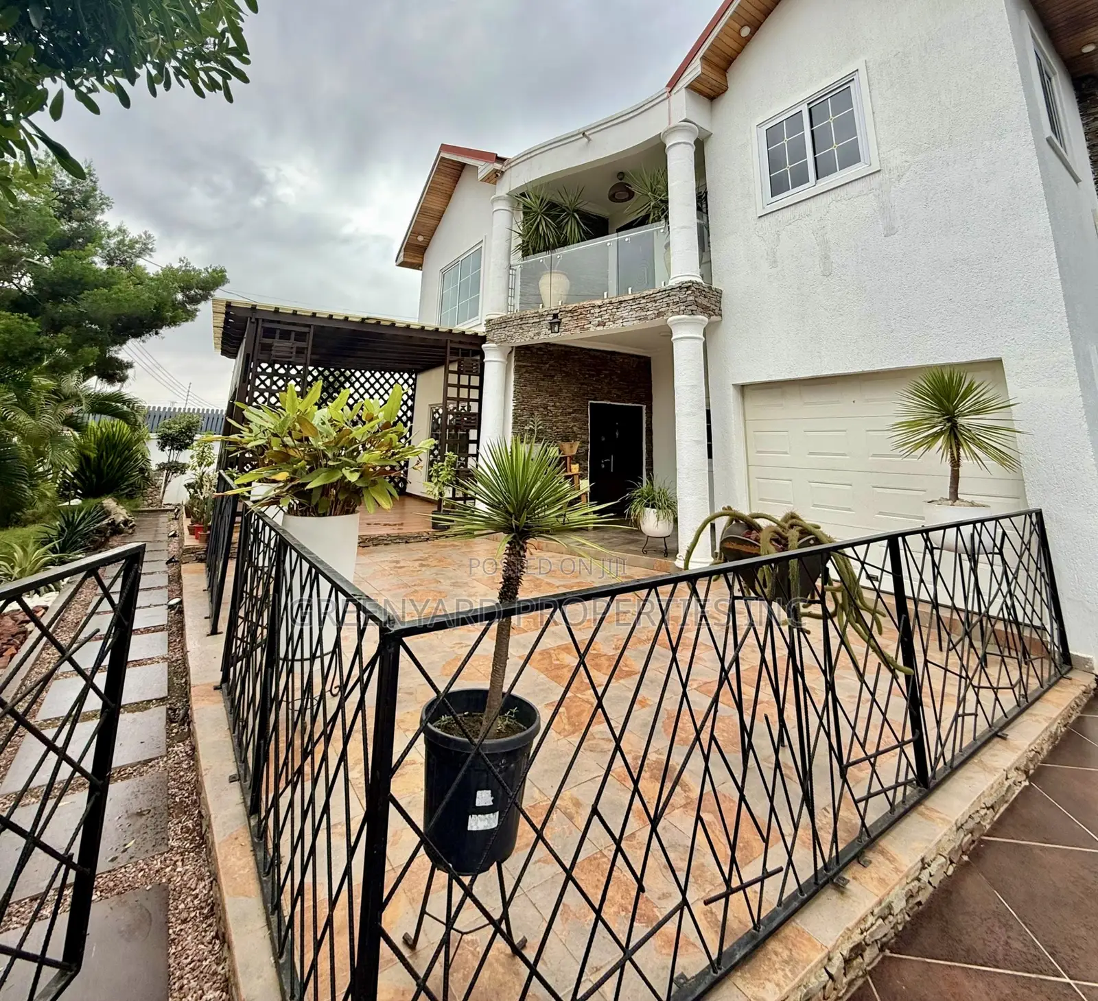 Furnished 5bdrm House in Adjiringanor, East Legon for rent in East Legon