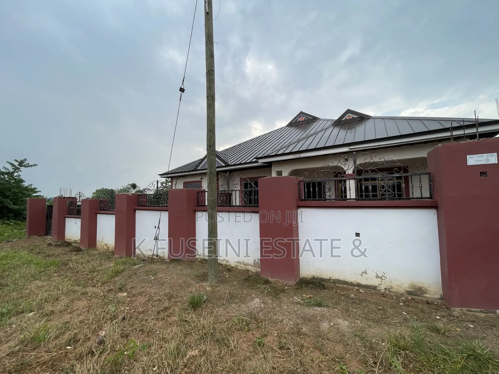 6bdrm House in K Fuseini Estate, Kumasi Metropolitan for sale in Kumasi Metropolitan