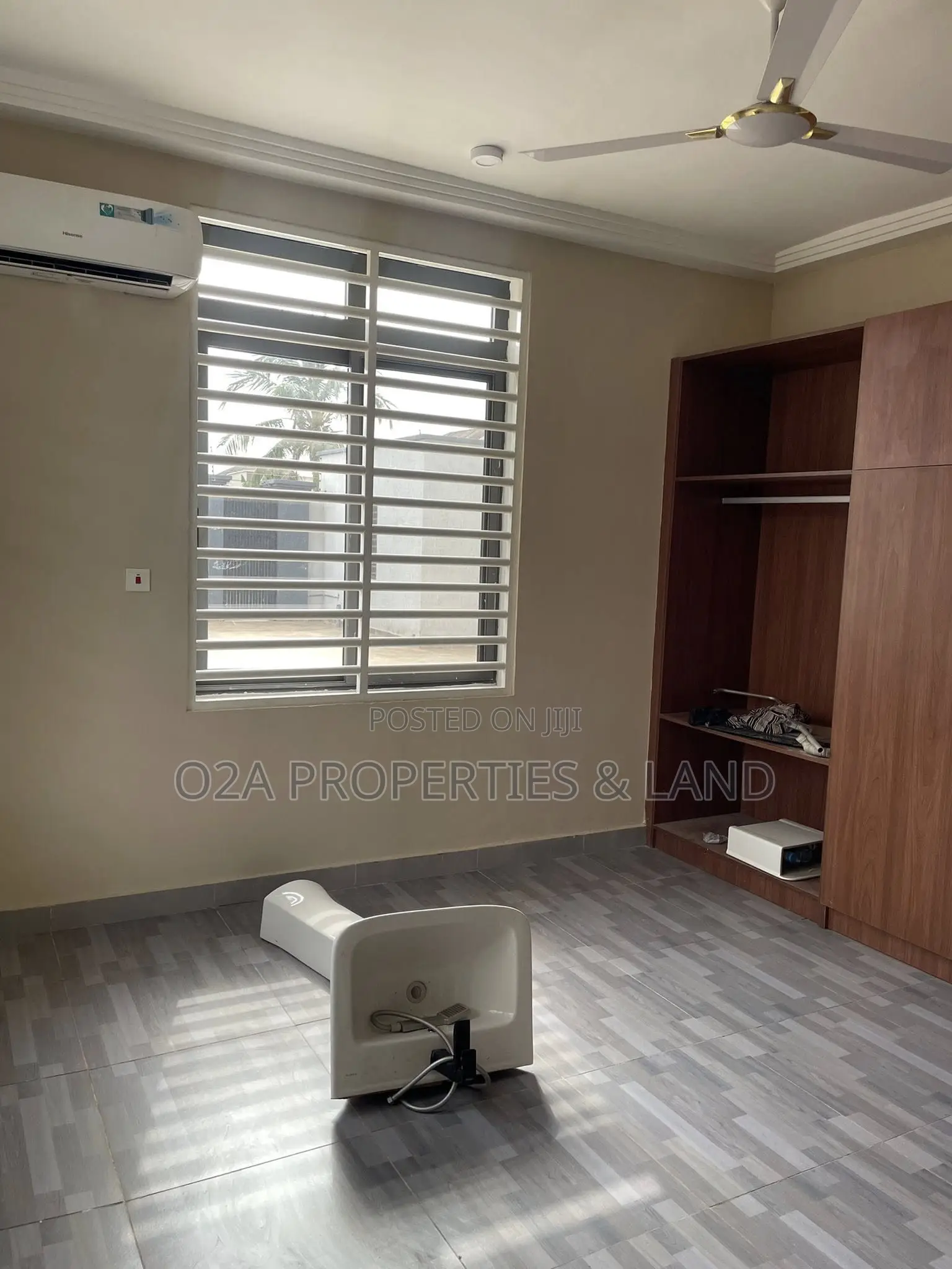 2bdrm Apartment in Botwe, Lake Side Estate for rent in Lake Side Estate