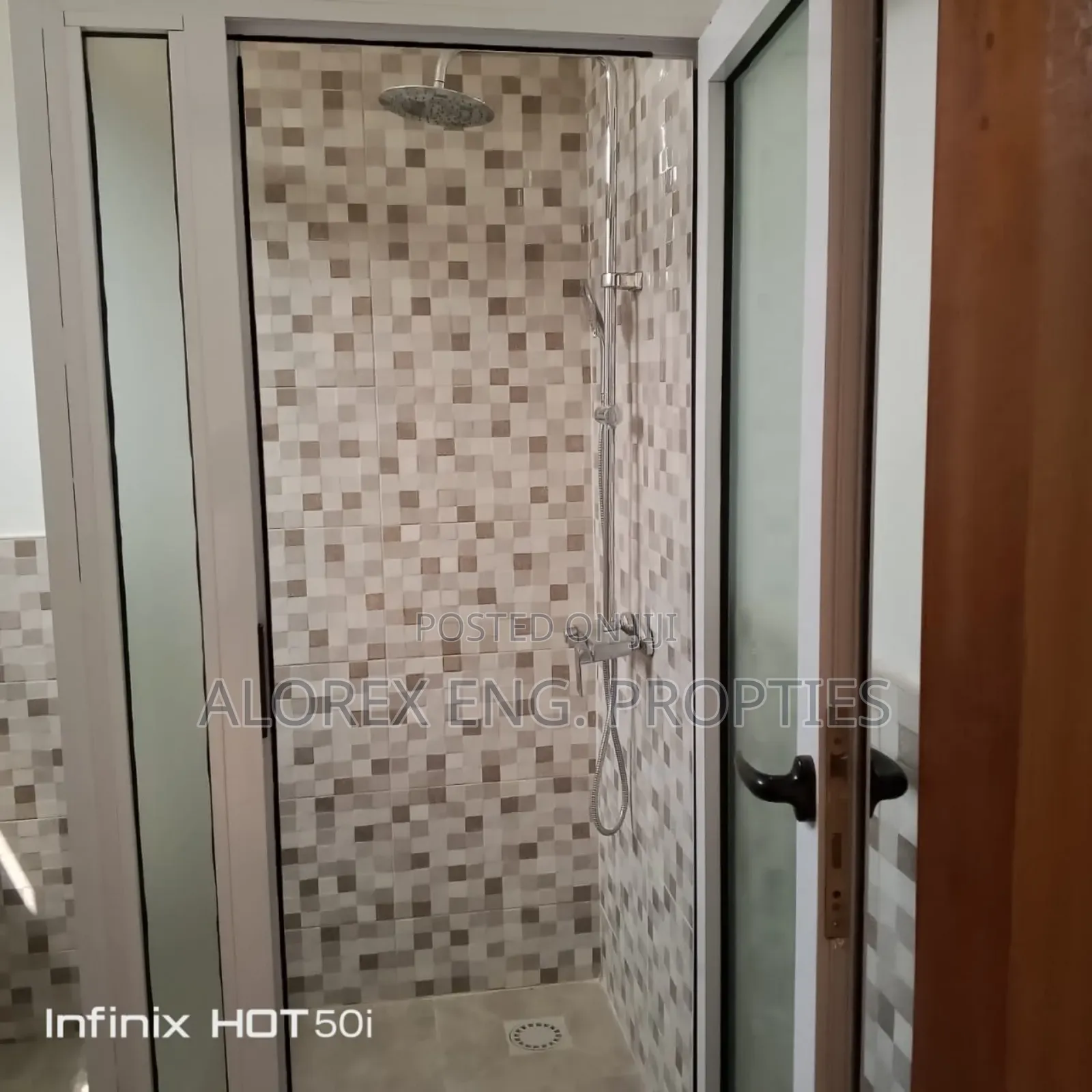 4bdrm House in Oyarifa in Oyarifa