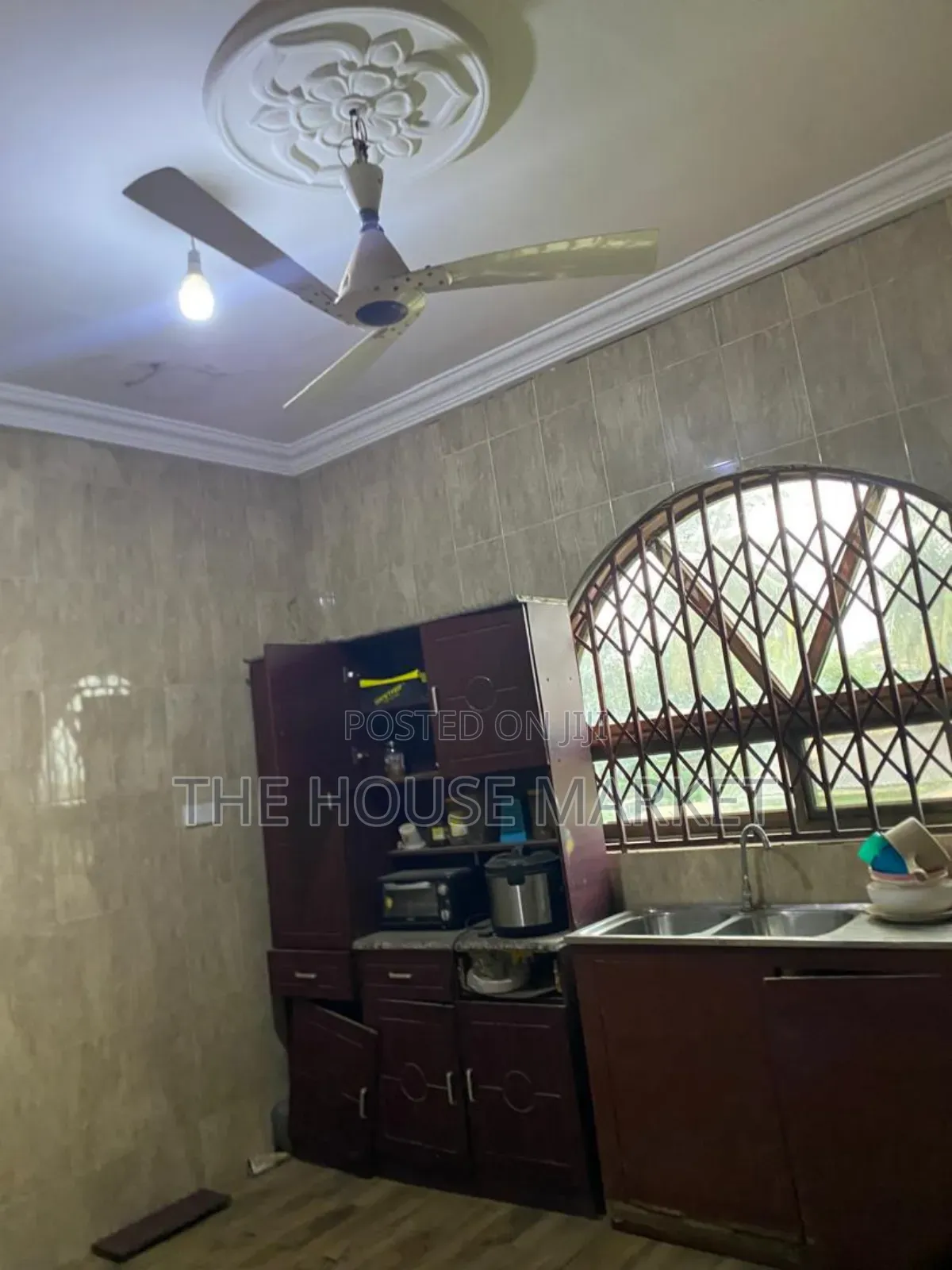 4bdrm House in Estate, Tarkwa Nsuaem for rent in Tarkwa Nsuaem