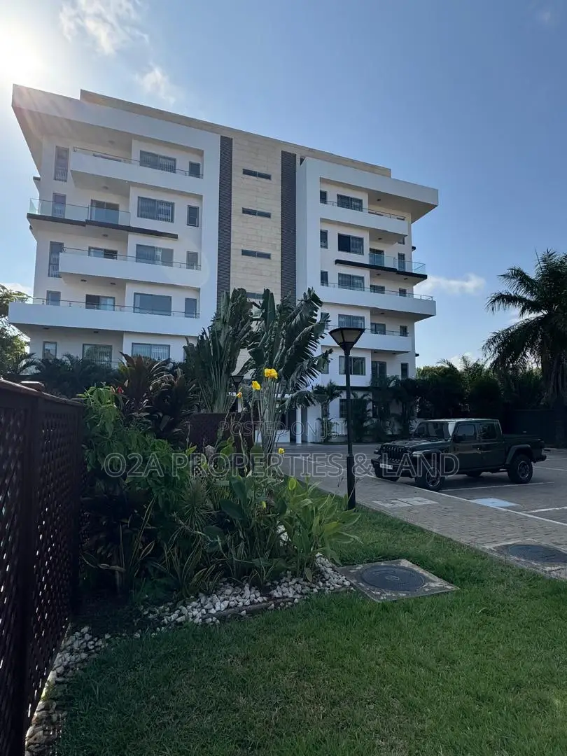 3bdrm Apartment in Cantonments, Acquinas for sale in Acquinas