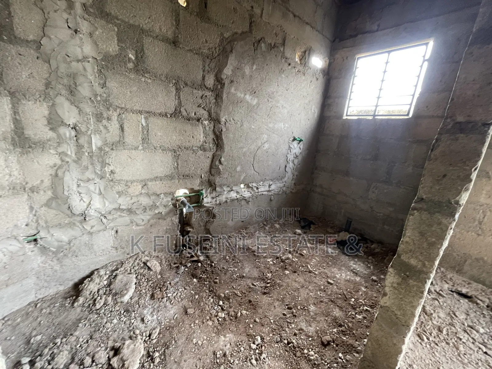 4 Bedrooms House For Sale At Akom in Afigya-Kwabre