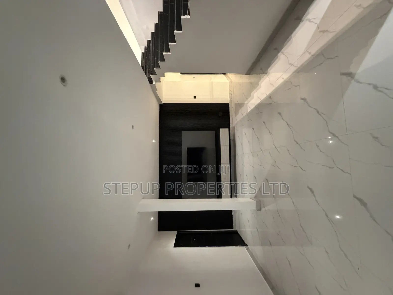 Furnished 5bdrm House in East Legon Ogbojo for sale in East Legon
