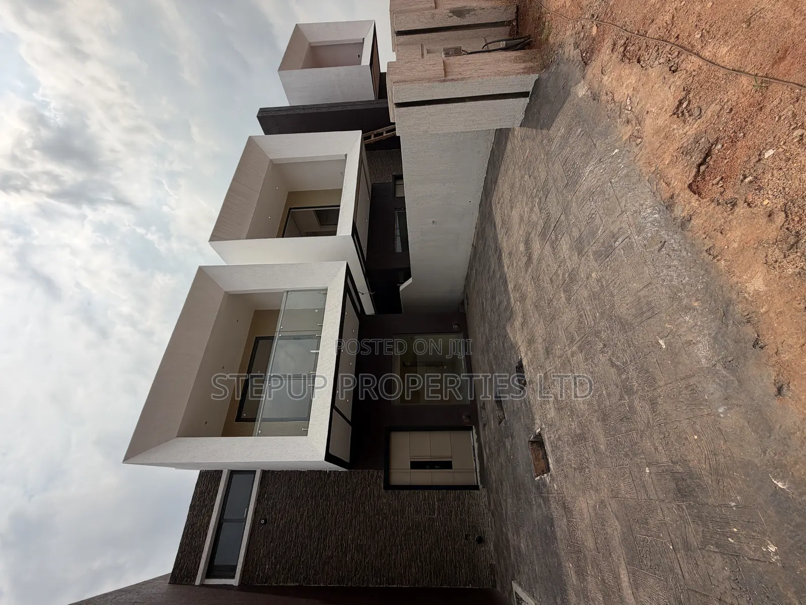 3bdrm House in East Legon Hills for sale in East Legon