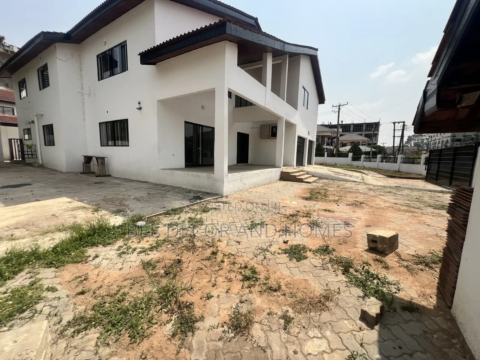 5bdrm House in Bee Decor & Homes, North Legon for rent in North Legon