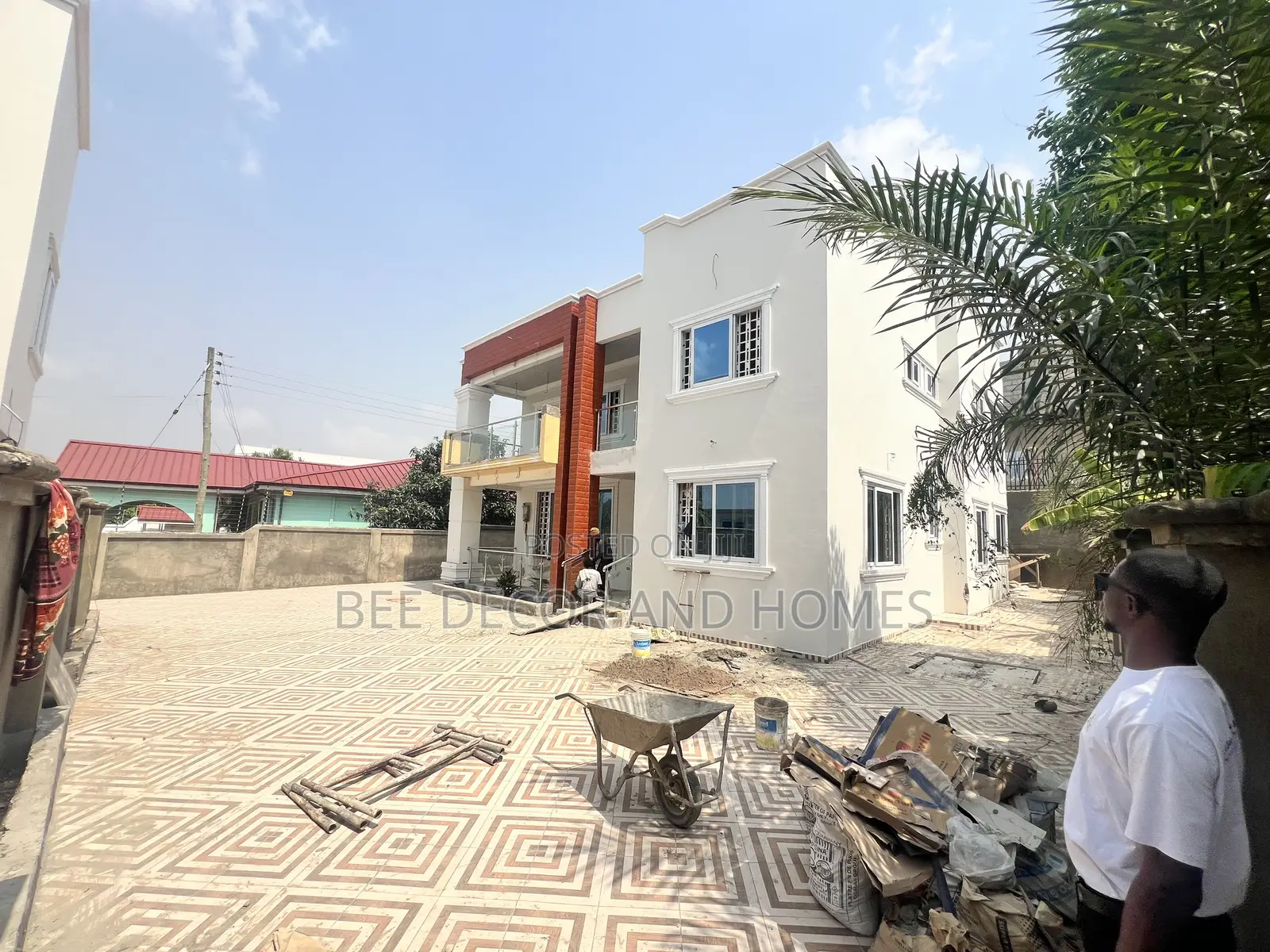 5bdrm House in Bee Decor & Homes, North Legon for sale in North Legon