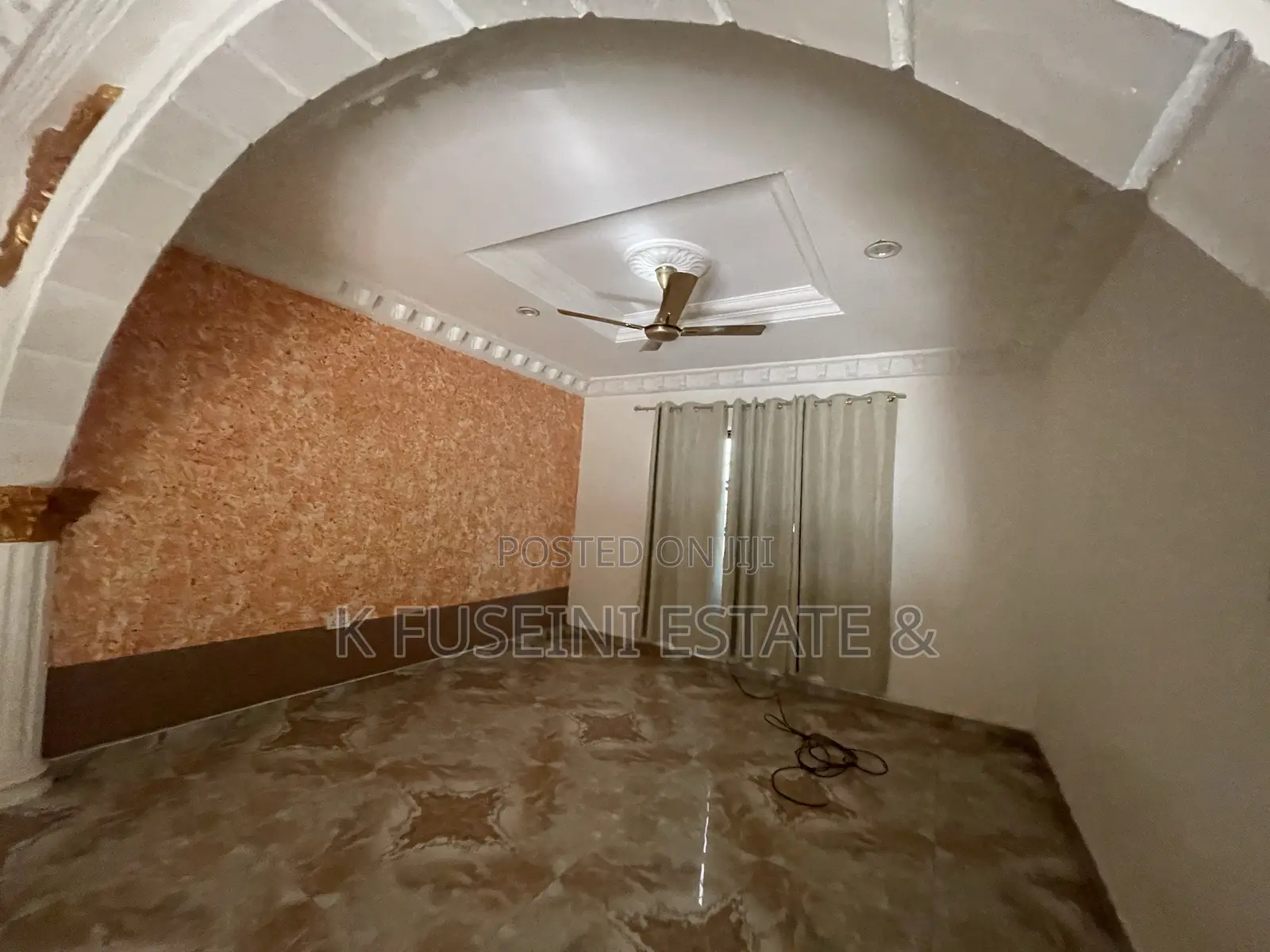 7bdrm House in K Fuseini Estate, Kumasi Metropolitan for sale in Kumasi Metropolitan