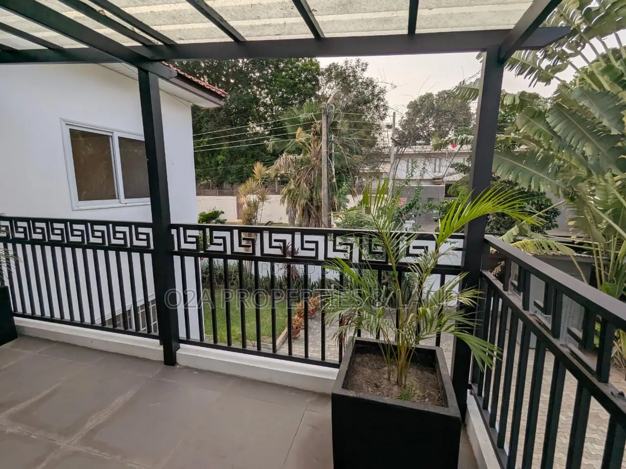 4bdrm House in Cantonments, Acquinas for rent in Acquinas