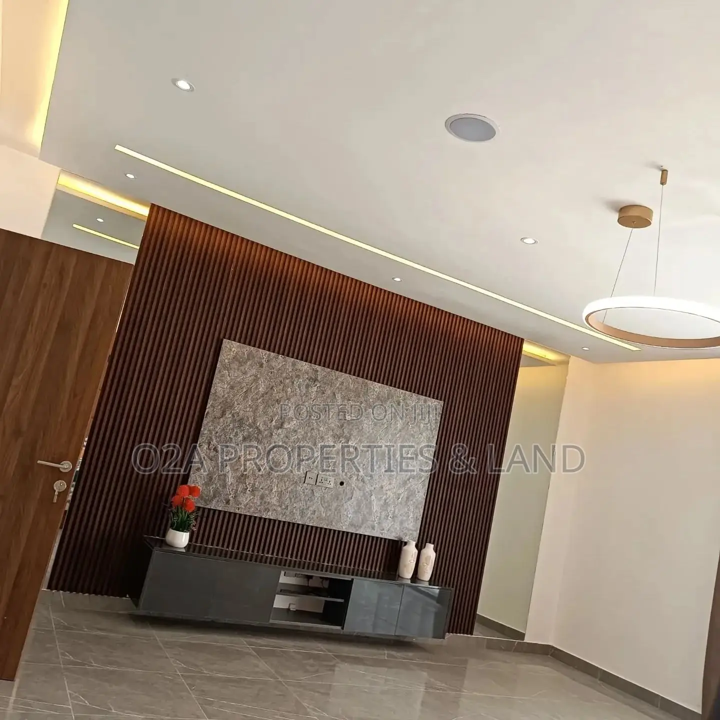 4bdrm House in Botwe, Lake Side Estate for sale in Lake Side Estate