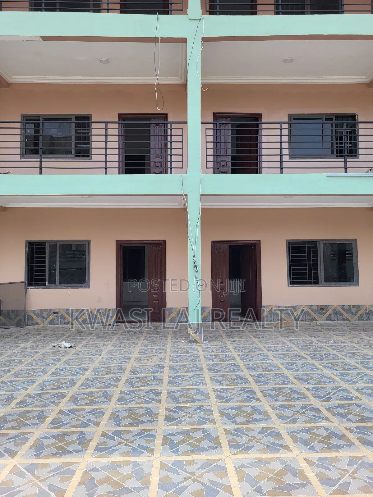 2bdrm Apartment in Akokofoto, Dansoman for rent in Dansoman
