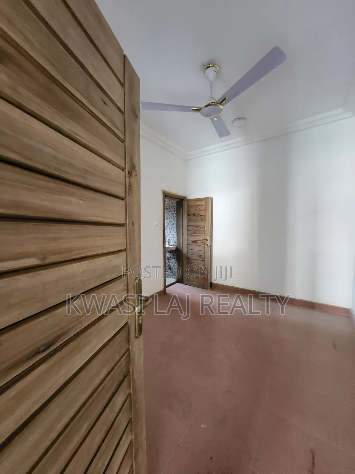 2bdrm Apartment in Akokofoto, Dansoman for rent in Dansoman