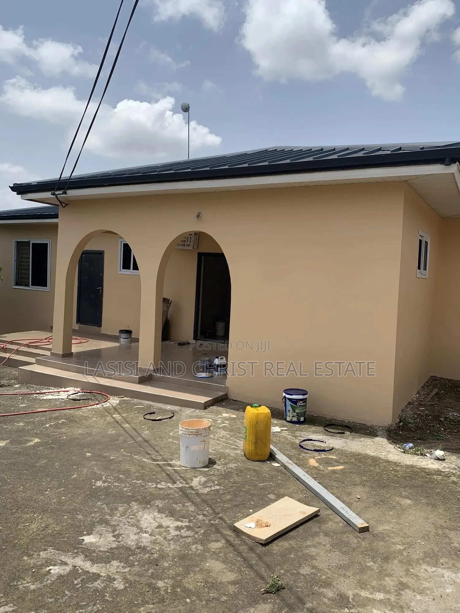 2bdrm Apartment in Lasisi And Christ, Amasaman for rent in Amasaman