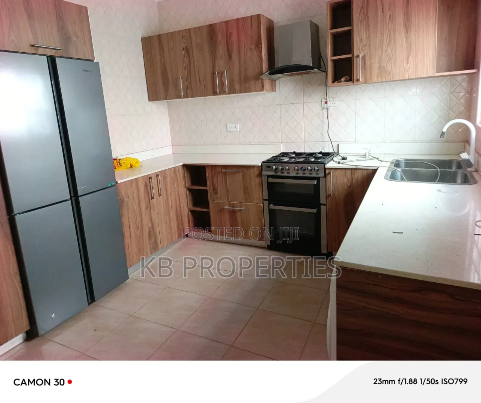 3bdrm House in Kb Properties, Spintex for rent in Spintex