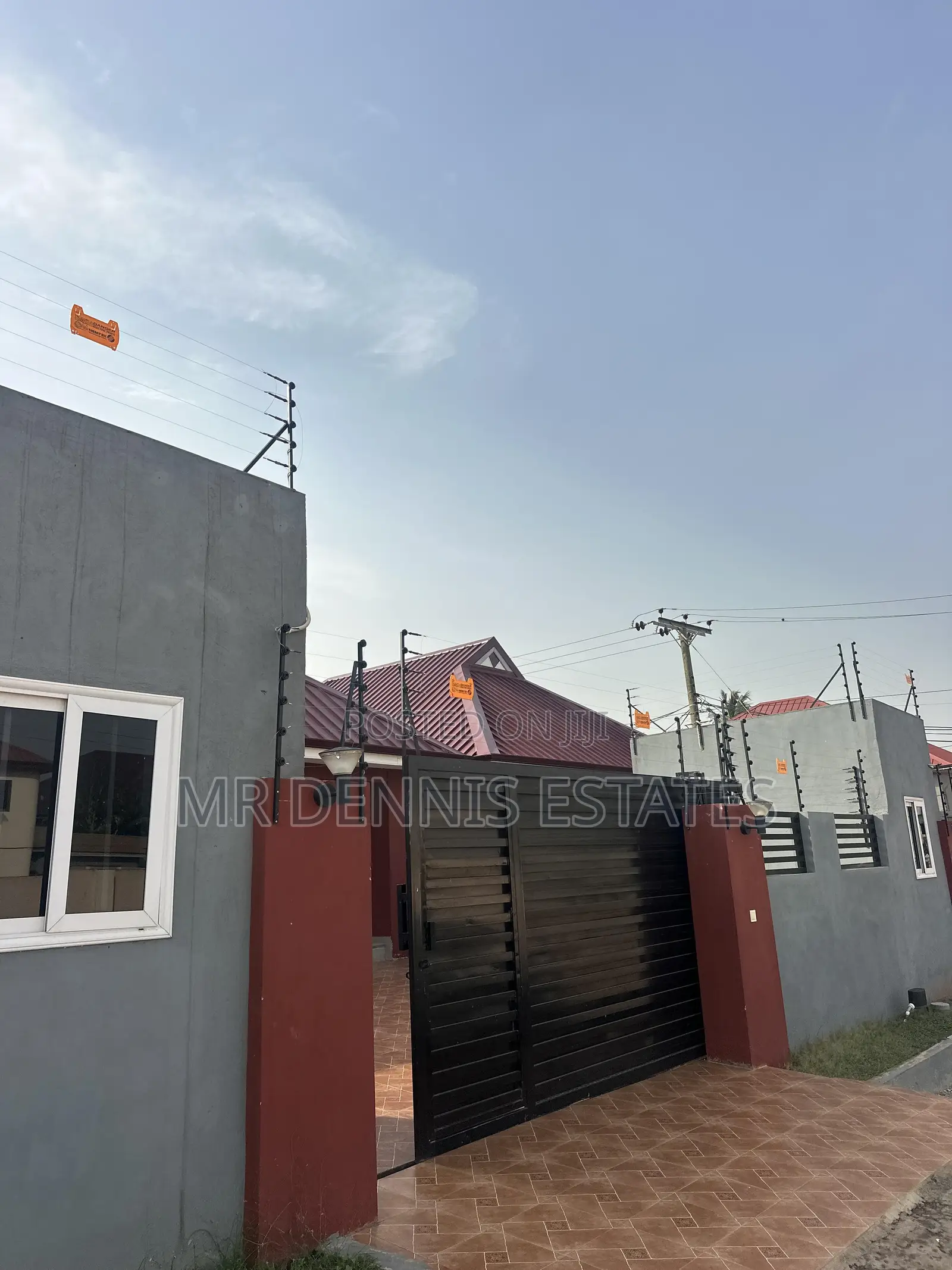 3bdrm House in Mr Dennis Estates, Boundary Road Area for sale in Boundary Road Area
