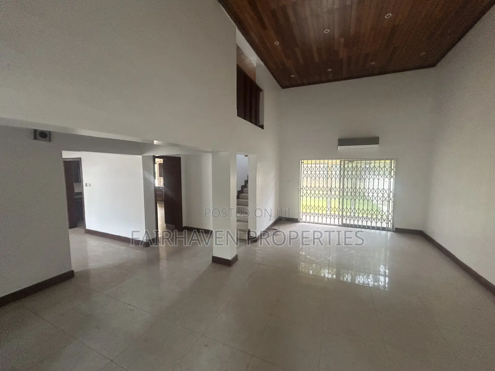 4bdrm House in Big Disu Realty, Cantonments for rent in Cantonments