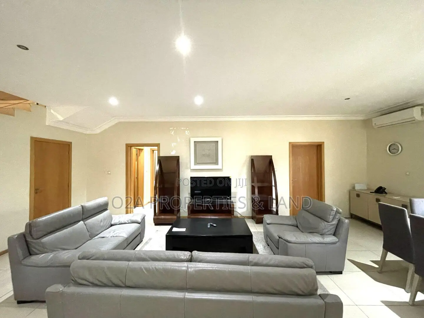 Furnished 4bdrm House in Cantonments, Acquinas for rent in Acquinas