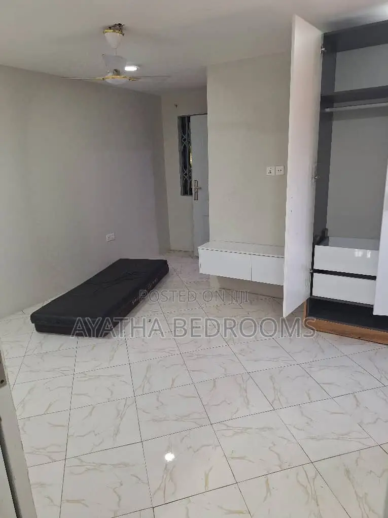 2bdrm Apartment in Lekma, New Town for rent in New Town
