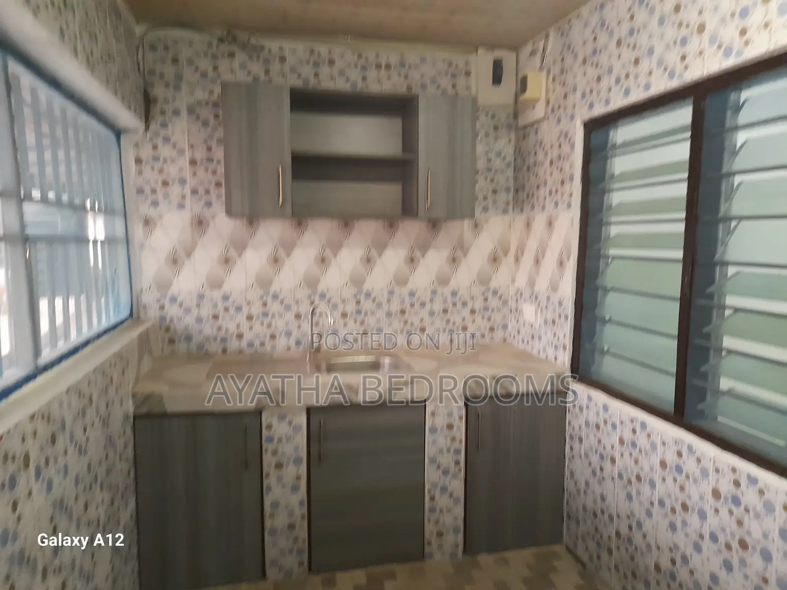 1bdrm Apartment in Bushroad, New Town for rent in New Town