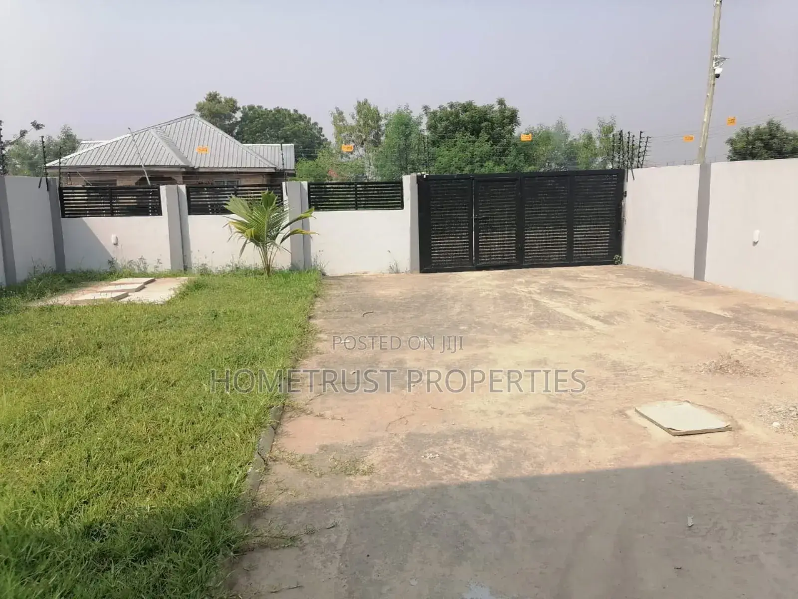 2bdrm Duplex in Hometrust Properties, Amasaman for rent in Amasaman