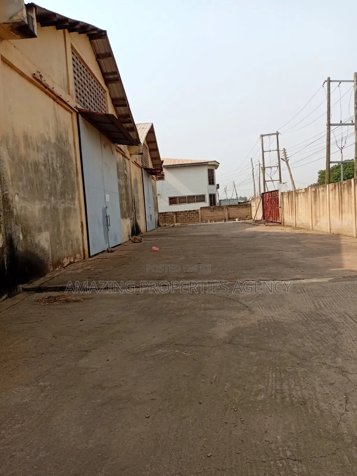 1500 SQM Warehouse Going for Rent in Tema Industrial Area in Tema Metropolitan