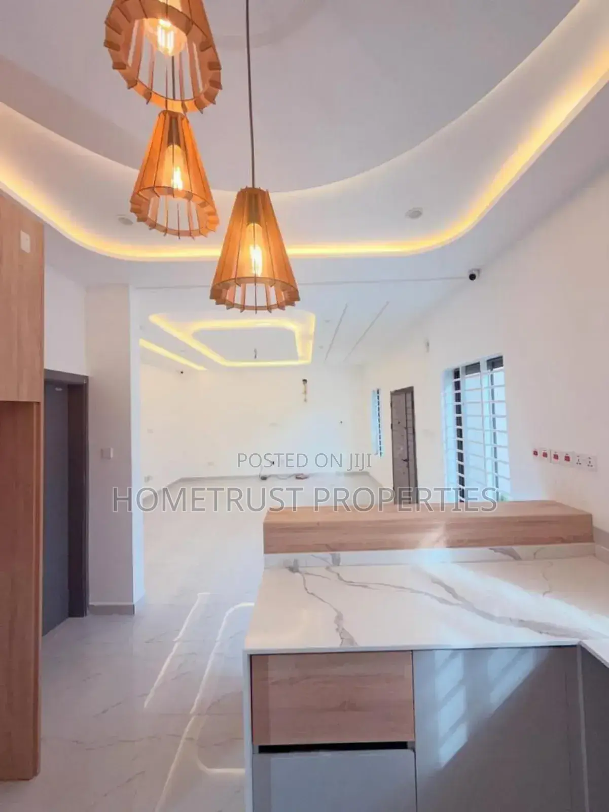3bdrm Duplex in Hometrust Properties, Lake Side Estate for sale in Lake Side Estate